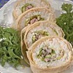 Яичный рулет с рисовой начинкой