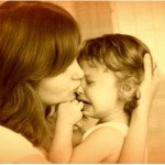 Почему ребенок плачет, и что делать родителям?